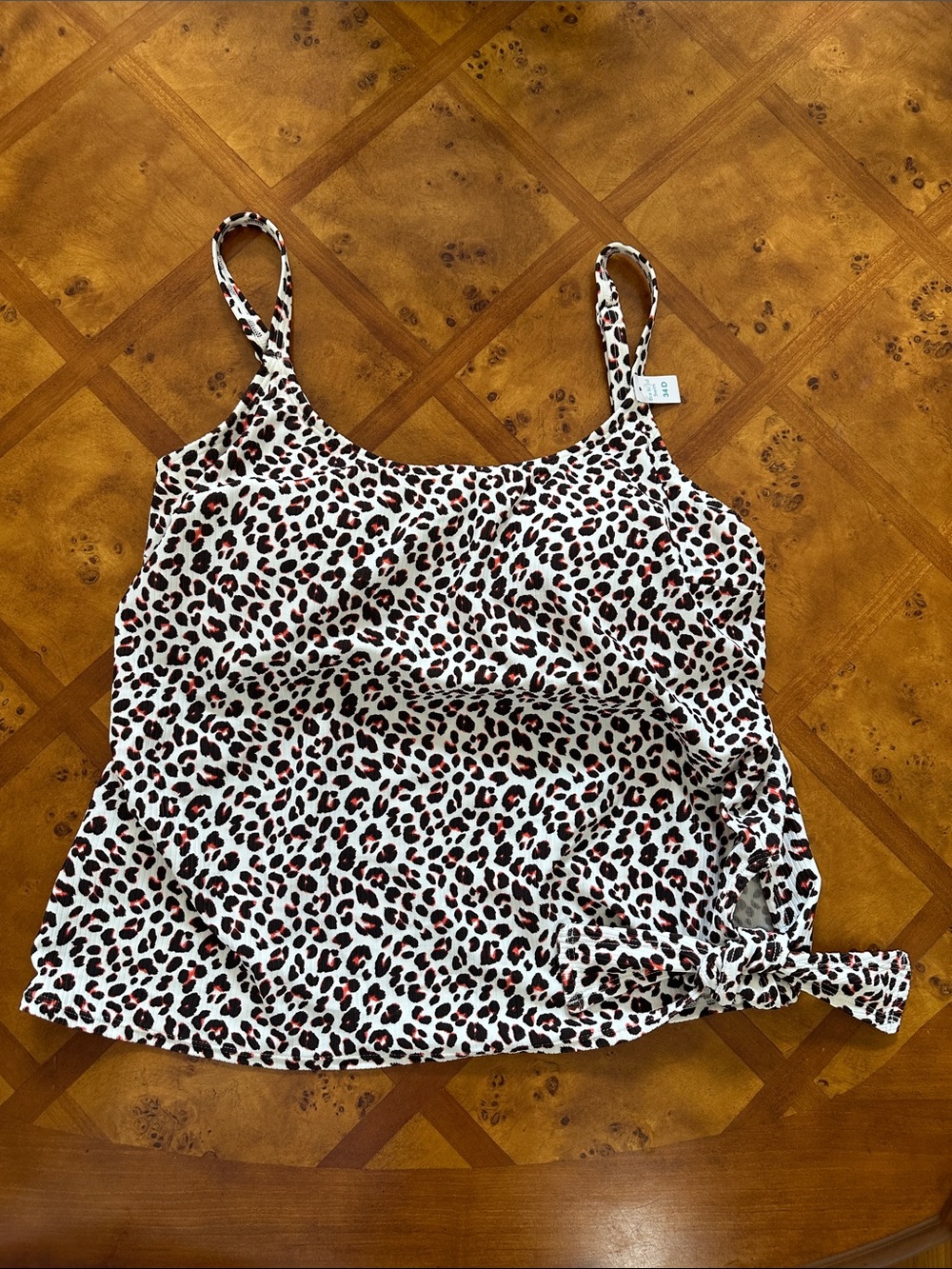 Coco Reef Leopard Print Tie-Hem Cami Top - White/Black/Red